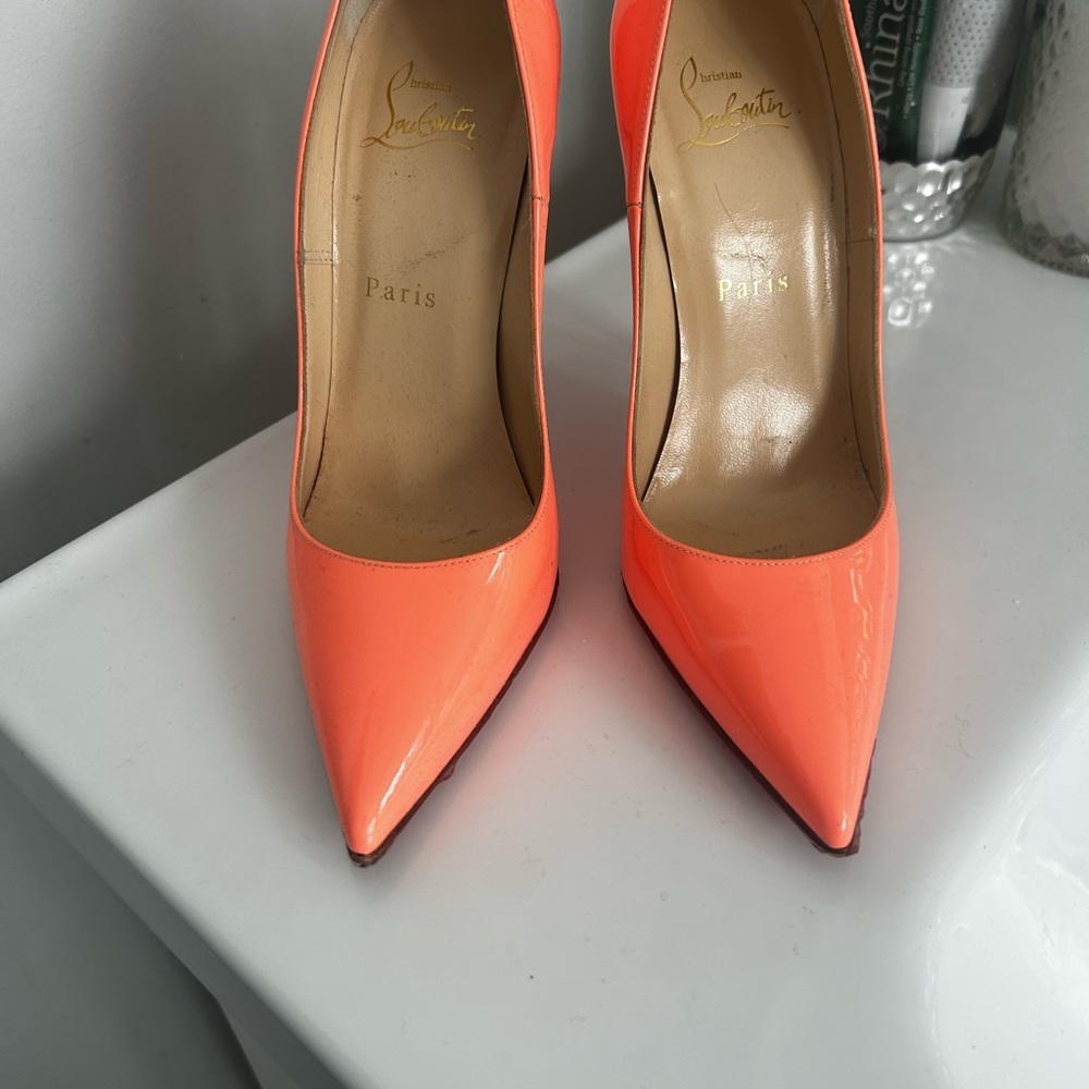 Christian Louboutin Patent Leather Pointed-Toe Pumps in Coral - Picture 4 of 9